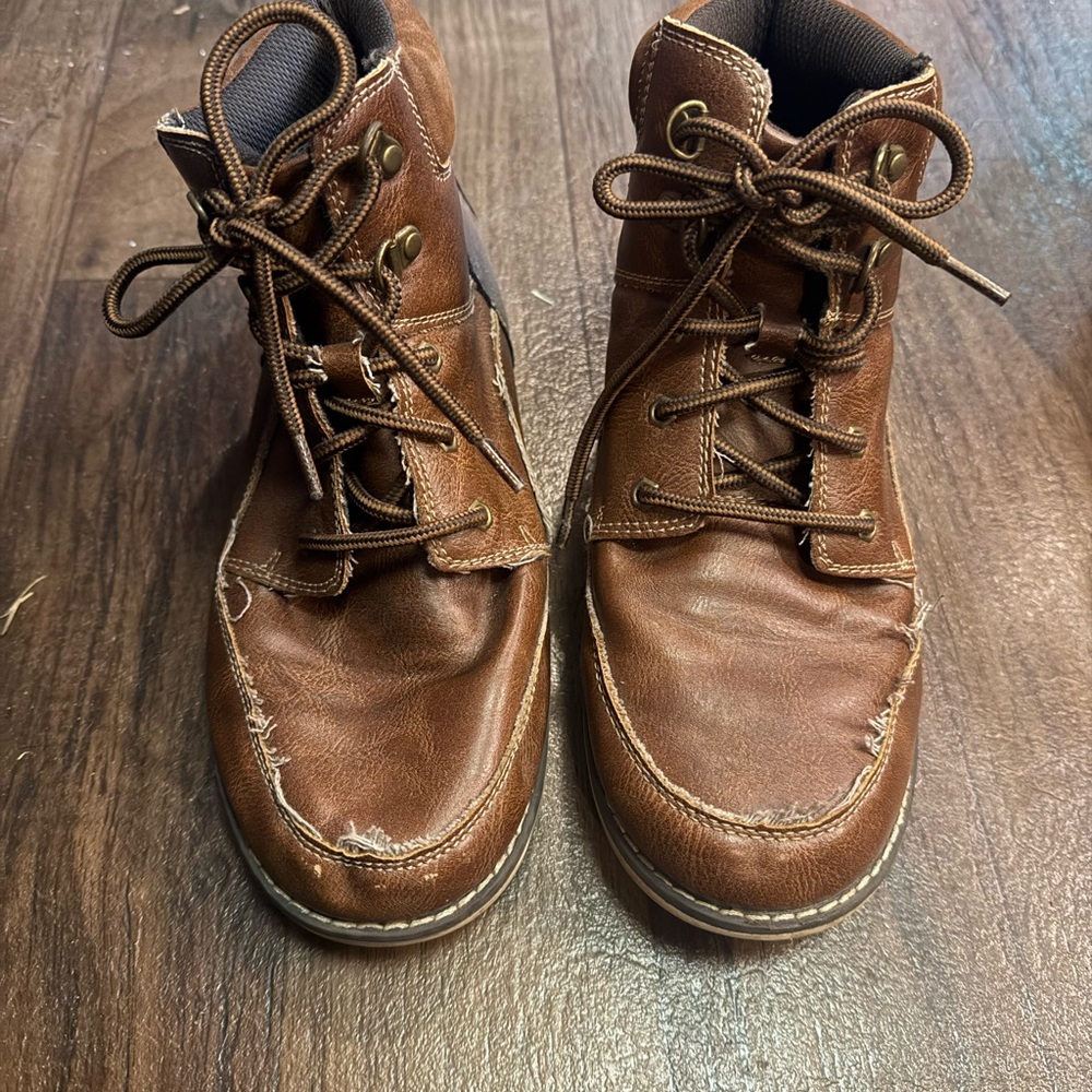 Kohl's Boy's Rustic Brown Boots